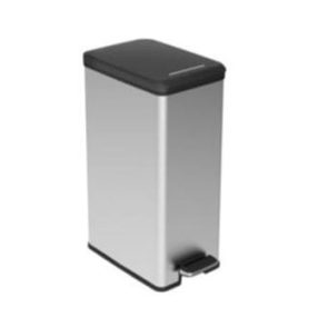 Curver Slim Bin pedálos  szemetes 40 L 02340