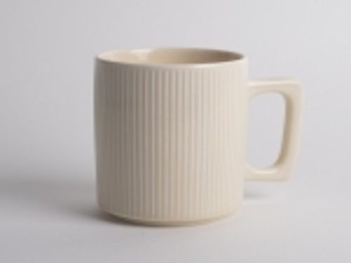 Porc.Bögre 3Dcsíkos Krém 330