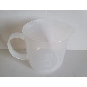 1L.-Es Mércéskancsó